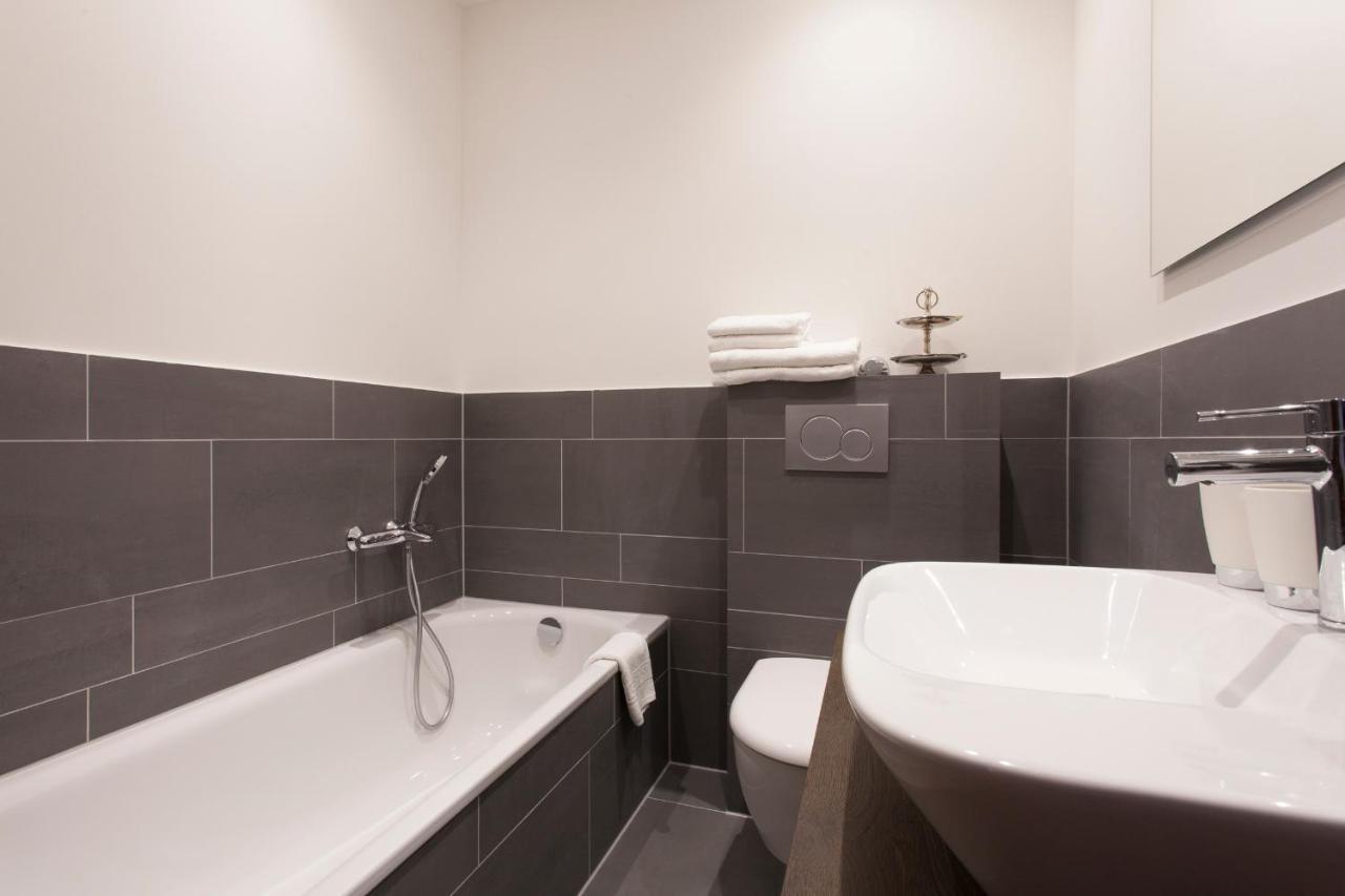 Hotel Angerland Garni Ratingen Buitenkant foto