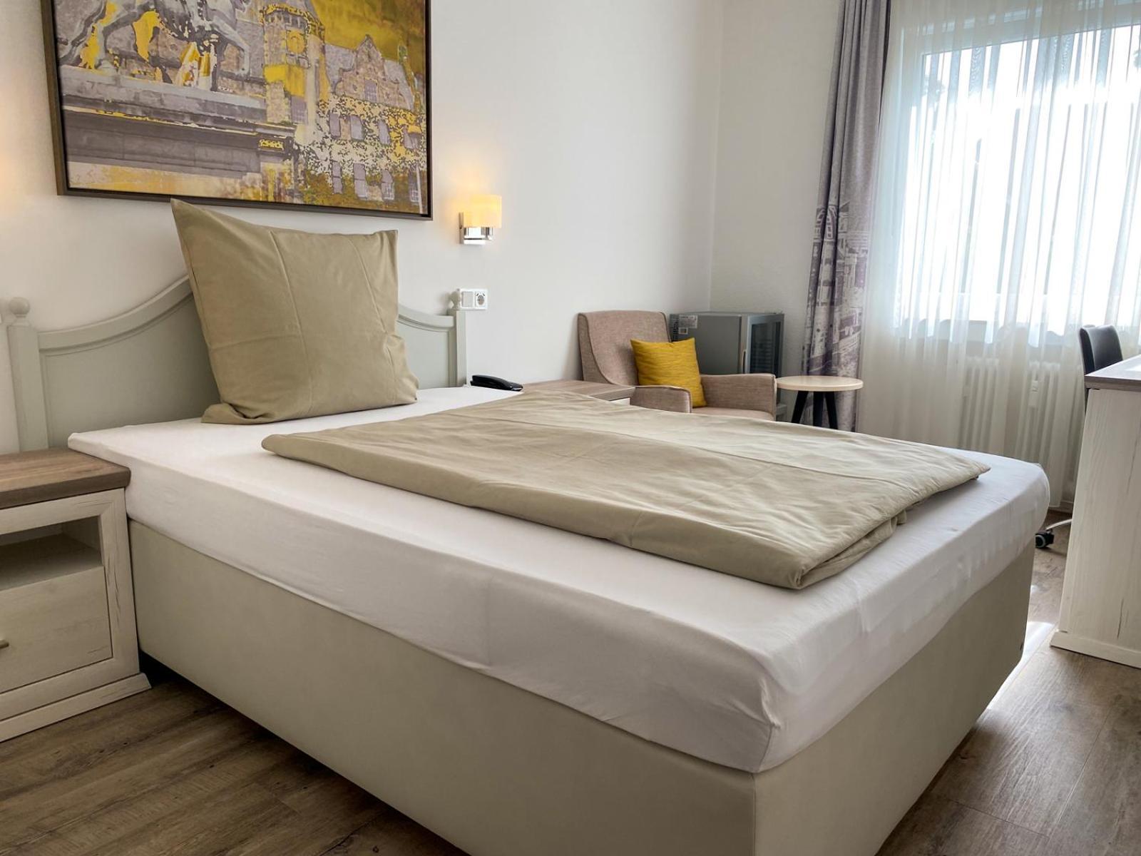Hotel Angerland Garni Ratingen Buitenkant foto