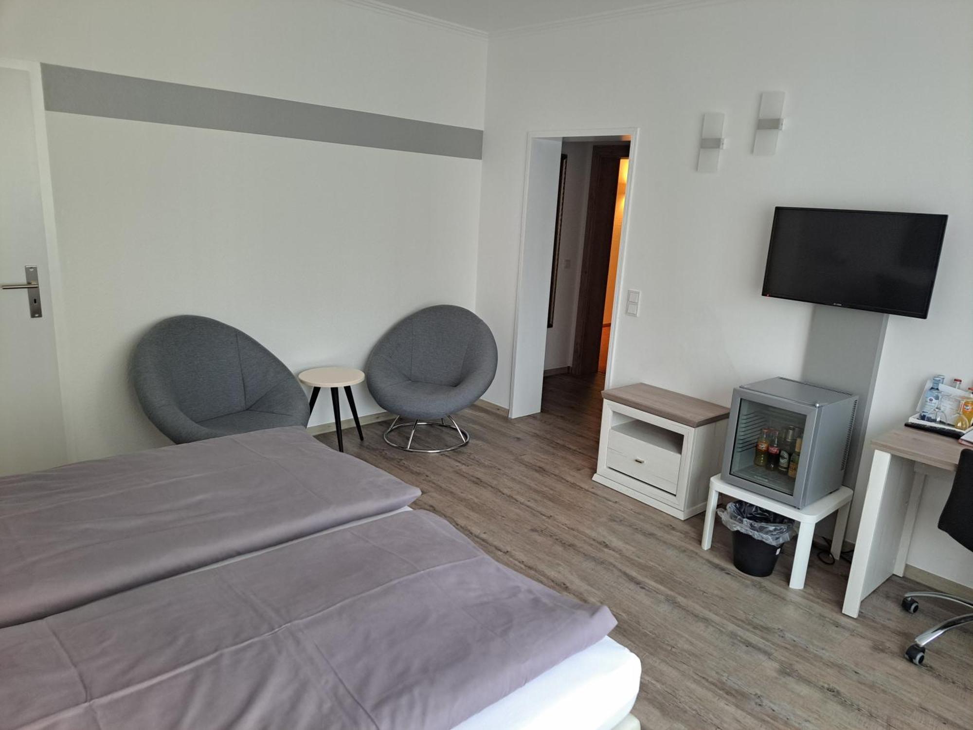 Hotel Angerland Garni Ratingen Buitenkant foto