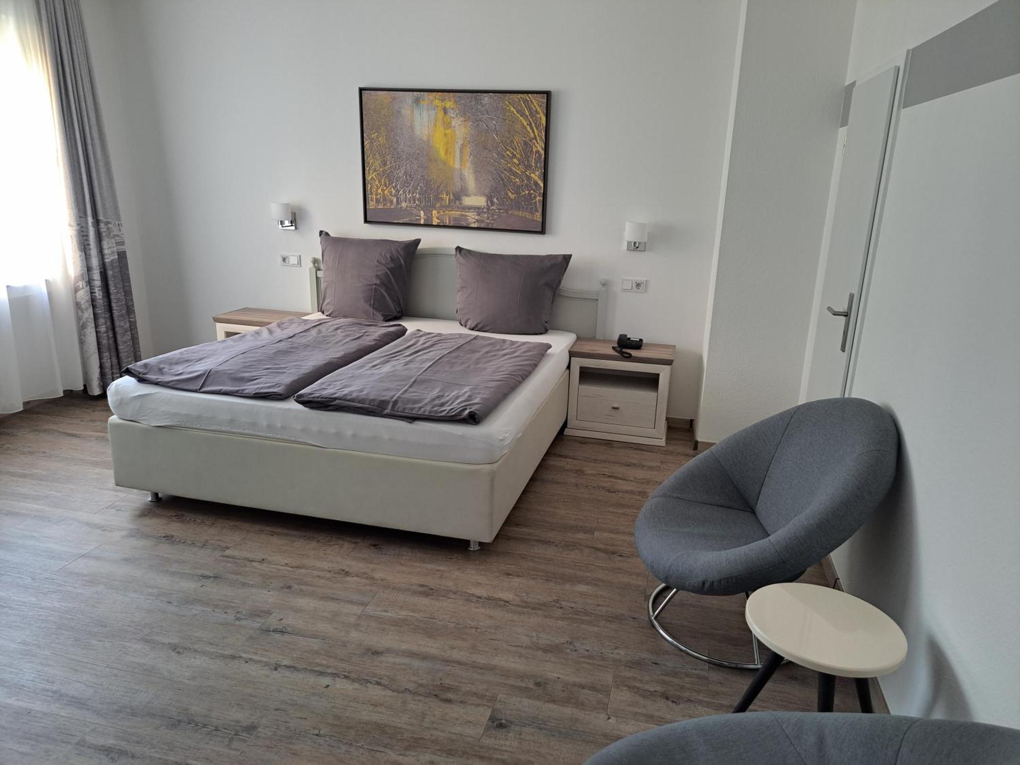 Hotel Angerland Garni Ratingen Buitenkant foto